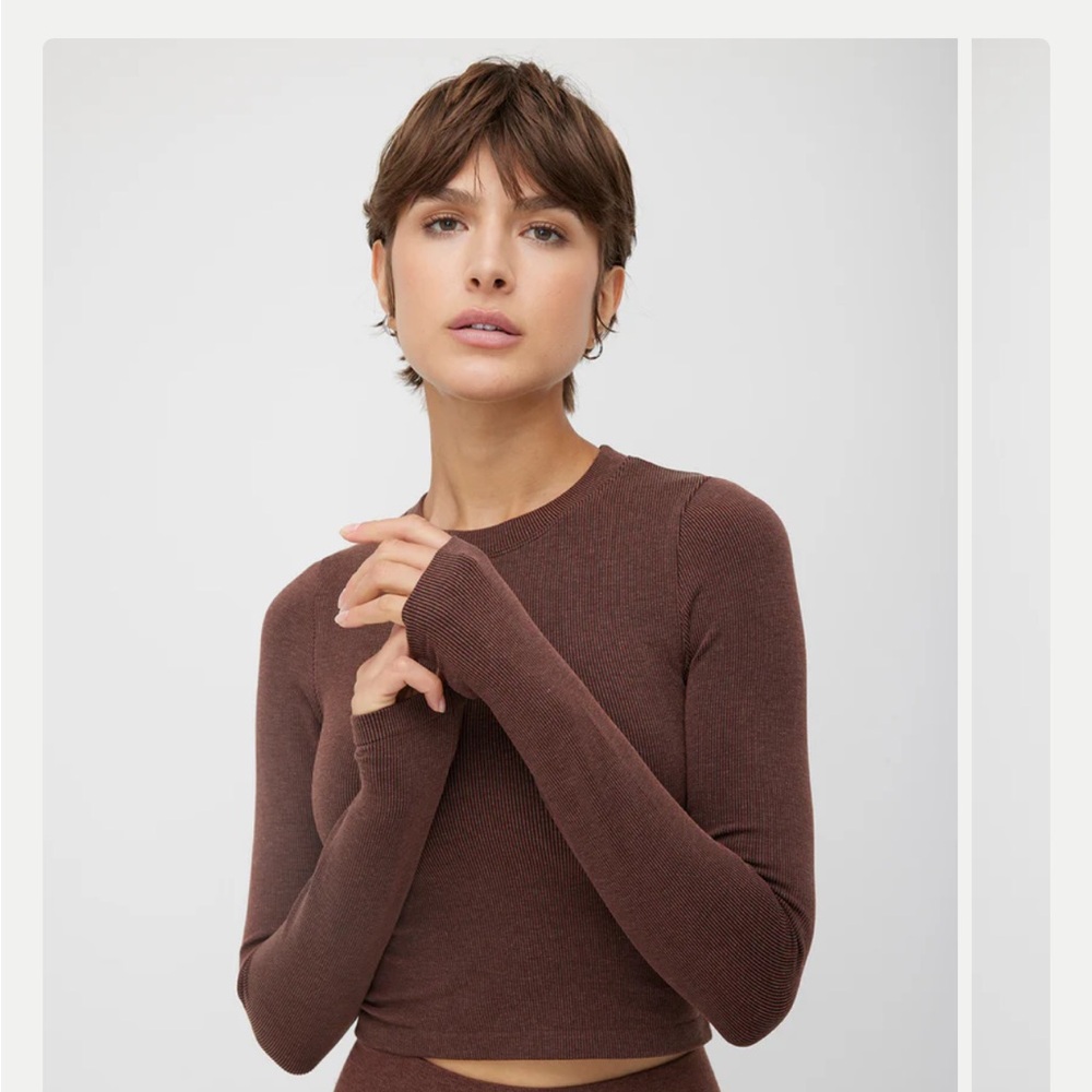 Kit And Ace Ribbed Seamless Long Sleeve Crop Top